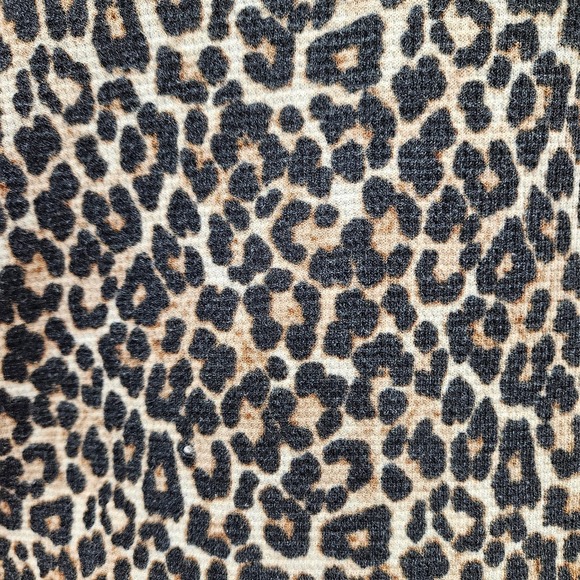 American Eagle Leopard Print Ribbed Short Sleeve Stretchy Crop Top Size‎ Large - Picture 4 of 10